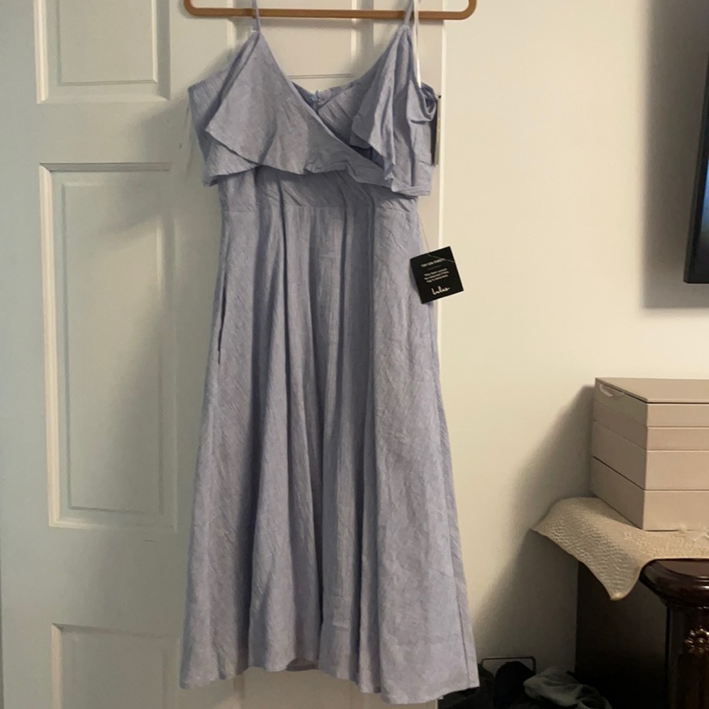 Lulus flowy strap dress